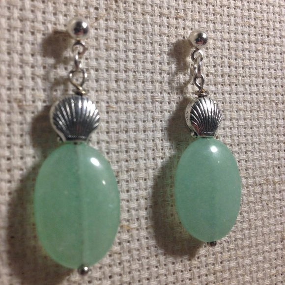 Pewter Sea Shell and Natural Green Stone Handmade Earrings - Picture 4 of 6